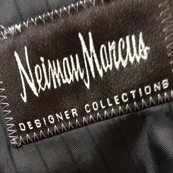 ARMANI COLLEZIONI NEIMAN MARCUS TAILORED JACKETS SIZE 40 - Picture 8 of 8